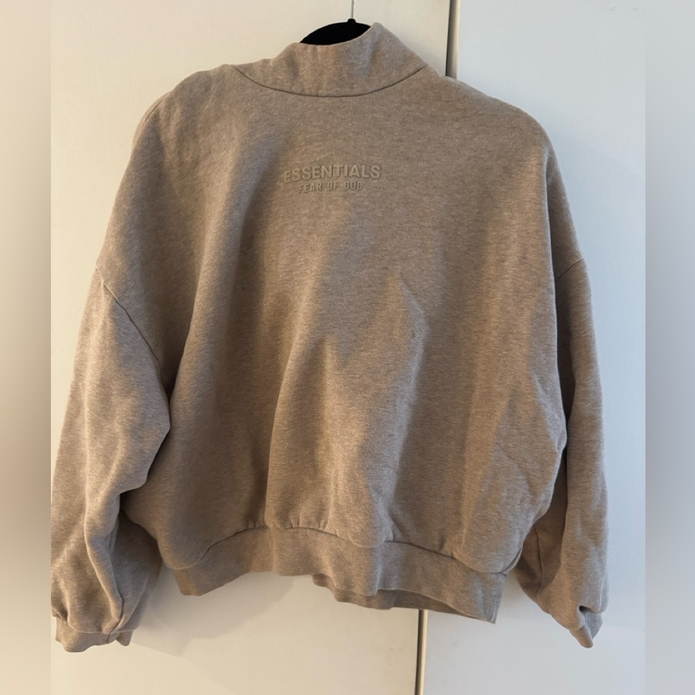 Essentials Fear of God size small